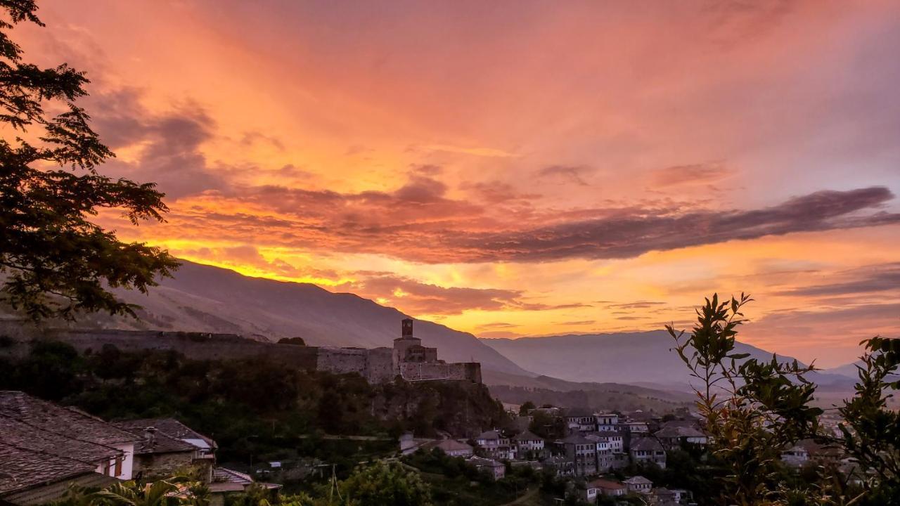 Clockwise Guestrooms Gjirokastra Kültér fotó